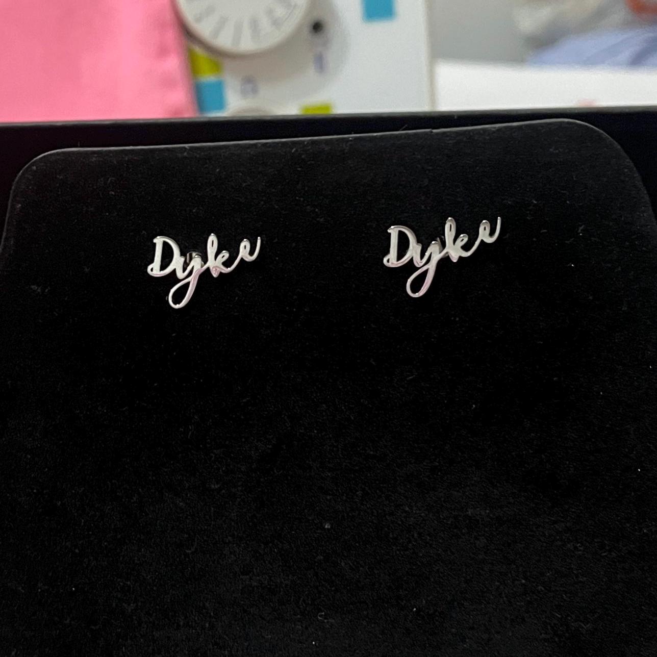 Dyke cursive stud stainless steel earrings lgbtq wlw