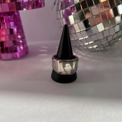 Amy Winehouse statement ring
